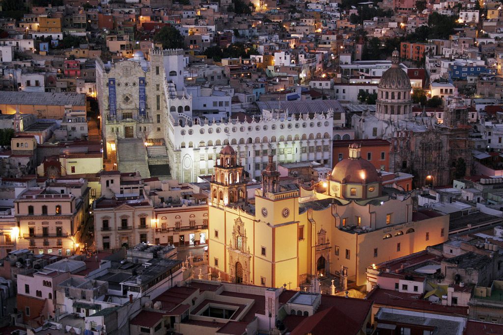Vista nocturna de Guanajuato
